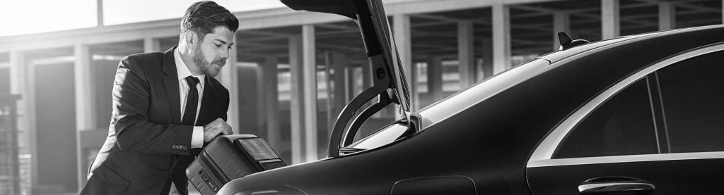 4 tips to choosing the right limousine services in Paris
